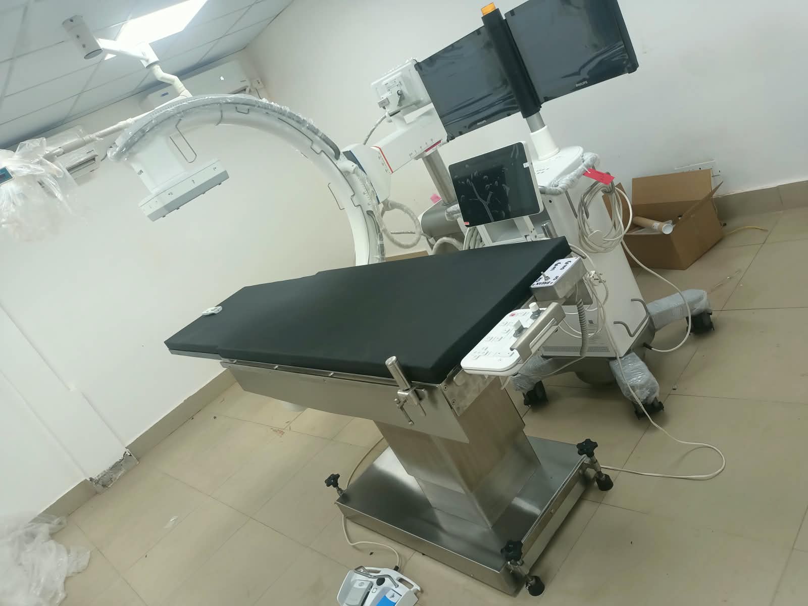 Catheterization Table - Image 2